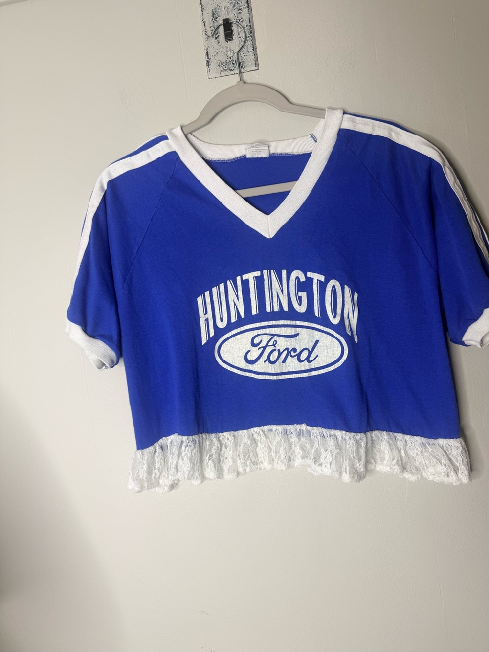 Urban Outfitters Blue and White 'Huntington Ford' Cropped Tee